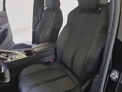 Photo 69 Peugeot 3008  Hybrid 225 e-EAT8