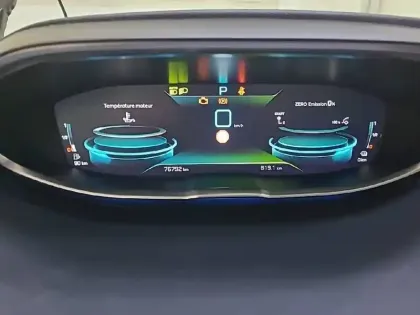 Photo 68 Peugeot 3008  Hybrid 225 e-EAT8