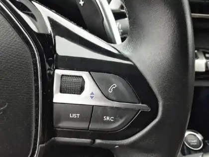 Photo 19 Peugeot 3008  Puretech 130ch S&S EAT8