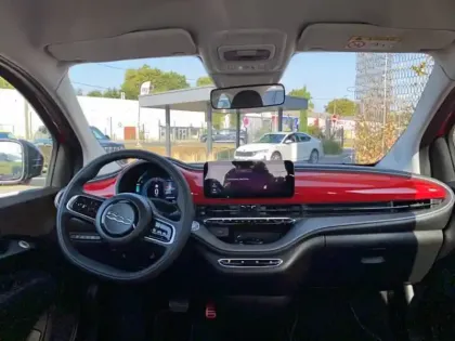 Photo 19 Fiat 500  e 95 ch