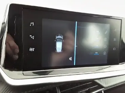 Photo 18 Peugeot 208  PureTech 75 S&S BVM5