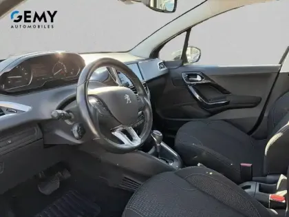 Photo 8 Peugeot 208  PureTech 110ch S&S EAT6