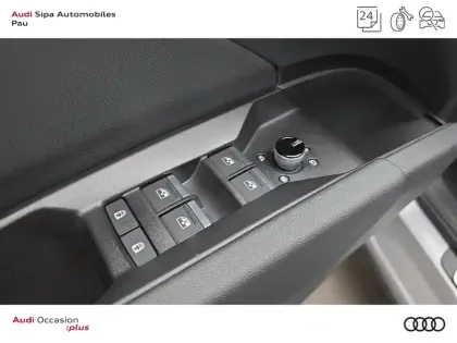 Photo 33 Audi Q4  e-tron 45 285 ch 82 kWh