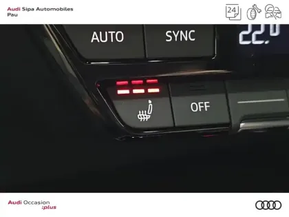 Photo 16 Audi Q4  e-tron 45 285 ch 82 kWh