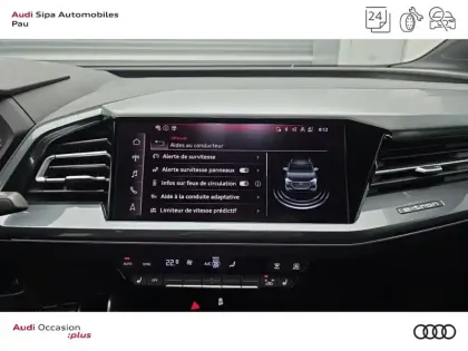 Photo 22 Audi Q4  e-tron 45 285 ch 82 kWh