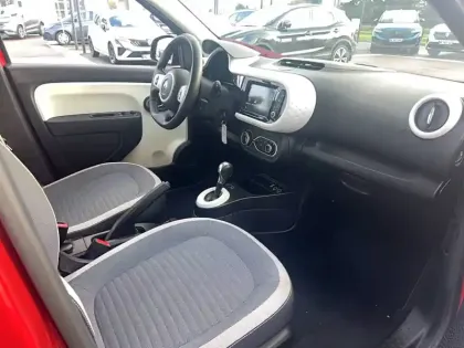 Photo 13 Renault Twingo  III Achat Intégral - 21