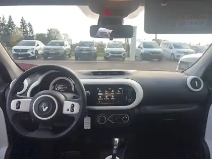 Photo 9 Renault Twingo  III Achat Intégral - 21