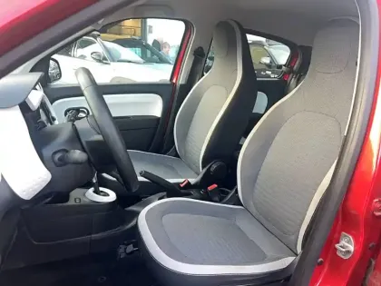 Photo 8 Renault Twingo  III Achat Intégral - 21