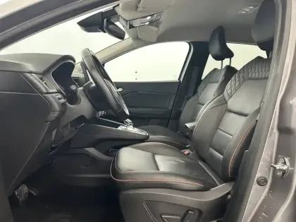 Photo 17 Renault Captur  E-Tech 145 - 21B