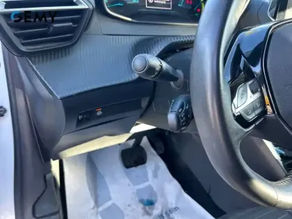 Photo 4 Peugeot 208  Electrique 50 kWh 136ch