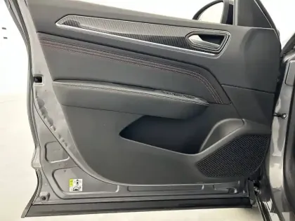 Photo 19 Renault Arkana  TCe 160 EDC FAP - 21B