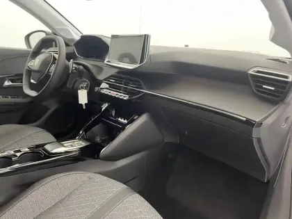 Photo 89 Peugeot 208  Hybrid 110 e-DCS6