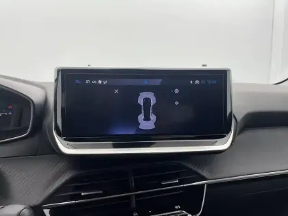 Photo 64 Peugeot 208  Hybrid 110 e-DCS6