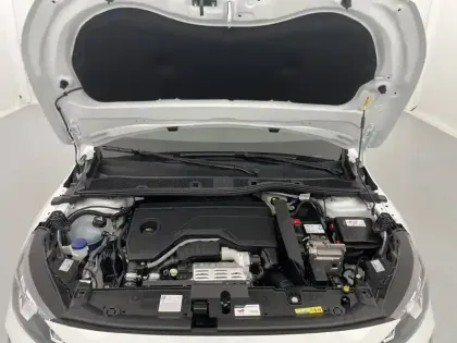 Photo 86 Peugeot 208  Hybrid 110 e-DCS6