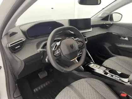 Photo 63 Peugeot 208  Hybrid 110 e-DCS6