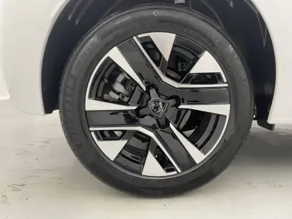 Photo 51 Peugeot 208  Hybrid 110 e-DCS6