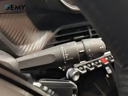 Photo 15 Peugeot 2008  PureTech 100 S&S BVM6