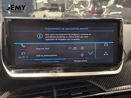 Photo 22 Peugeot 2008  PureTech 100 S&S BVM6