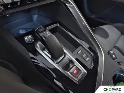 Photo 17 Peugeot 3008  Hybrid 225 e-EAT8