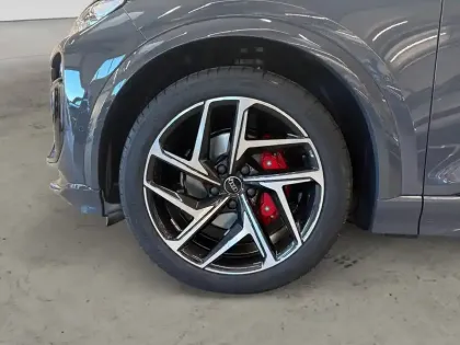 Photo 31 Audi Q6 E-tron  Sportback 387 ch 100 kWh quattro