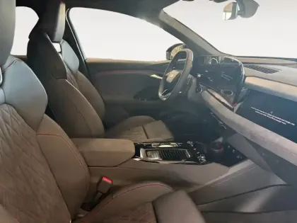 Photo 10 Audi Q6 E-tron  Sportback 387 ch 100 kWh quattro