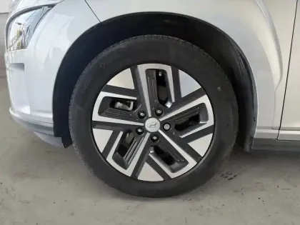 Photo 8 Hyundai Kona  Electrique 39 kWh - 136 ch