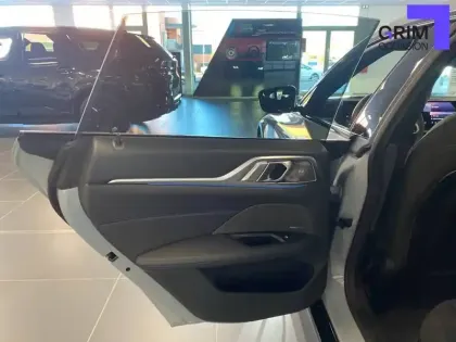 Photo 23 BMW I4  eDrive40 340 ch BVA