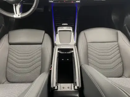 Photo 65 Mercedes GLA  200 d 8G-DCT