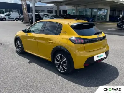 Photo 29 Peugeot 208  BlueHDi 100 S&S BVM6