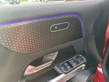 Photo 36 Mercedes EQB  350 4Matic