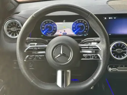 Photo 37 Mercedes EQB  350 4Matic