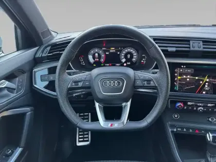 Photo 11 Audi Q3  35 TDI 150 ch S tronic 7