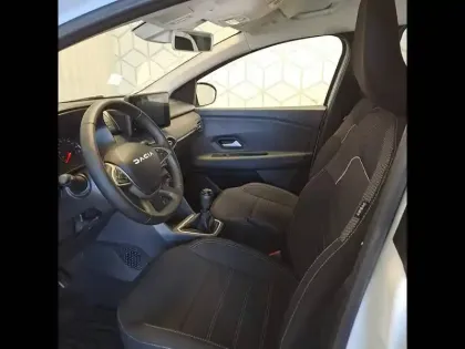 Photo 36 Dacia Jogger  ECO-G 100 7 places GSR2