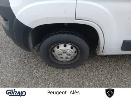 Photo 31 Citroën Jumper  TOLE 30 L1H1 BLUEHDi 140 S&S BVM6