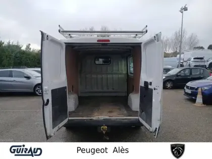 Photo 26 Citroën Jumper  TOLE 30 L1H1 BLUEHDi 140 S&S BVM6