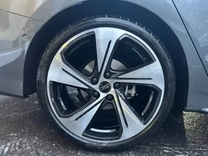 Photo 10 Audi A3  Berline 35 TFSI Mild Hybrid 150 S tronic 7