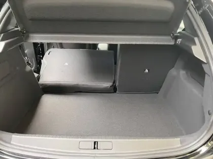 Photo 55 Peugeot 208  Hybrid 100 e-DCS6