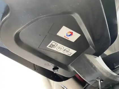 Photo 38 Peugeot 208  Hybrid 100 e-DCS6