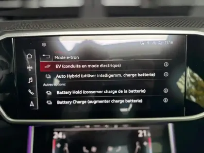 Photo 22 Audi A6  Avant 55 TFSIe 367 ch S tronic 7 Quattro