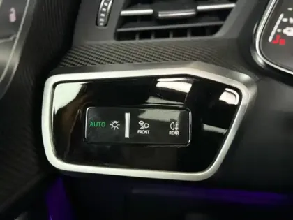 Photo 27 Audi A6  Avant 55 TFSIe 367 ch S tronic 7 Quattro