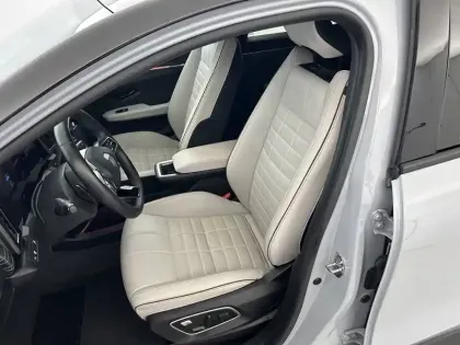 Photo 17 Renault Megane  E-Tech EV60 220 ch super charge