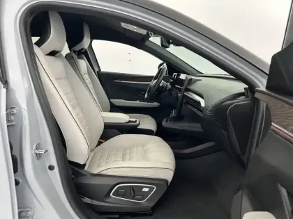 Photo 35 Renault Megane  E-Tech EV60 220 ch super charge