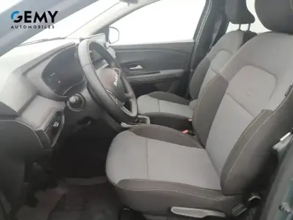 Photo 29 Dacia Jogger  Hybrid 140 7 places GSR2