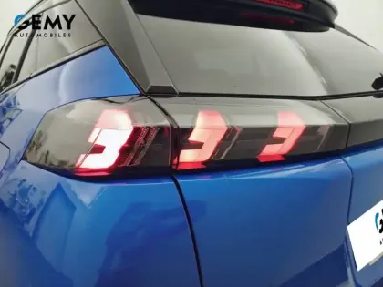 Photo 38 Peugeot 2008  PureTech 130 S&S EAT8