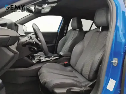 Photo 26 Peugeot 2008  PureTech 130 S&S EAT8