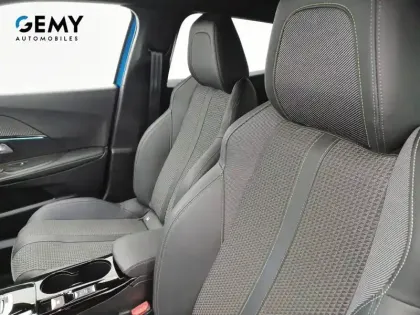 Photo 8 Peugeot 2008  PureTech 130 S&S EAT8