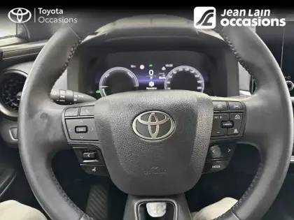 Photo 31 Toyota C-HR  Hybride 140