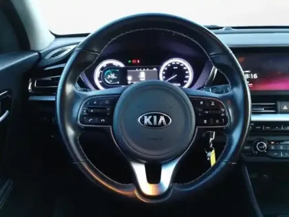 Photo 26 Kia Niro  1.6 GDi 105ch ISG + électrique 43.5ch Active DCT6