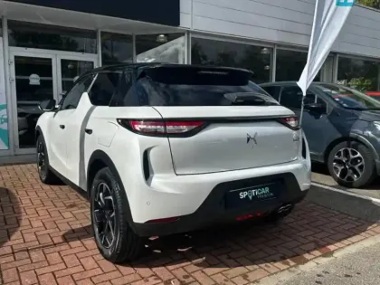 Photo 5 DS DS 3  Crossback PureTech 130ch Grand Chic Automatique 7cv