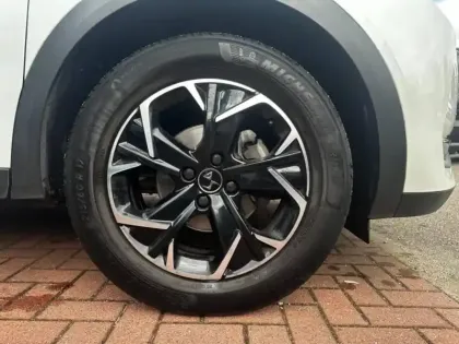 Photo 6 DS DS 3  Crossback PureTech 130ch Grand Chic Automatique 7cv